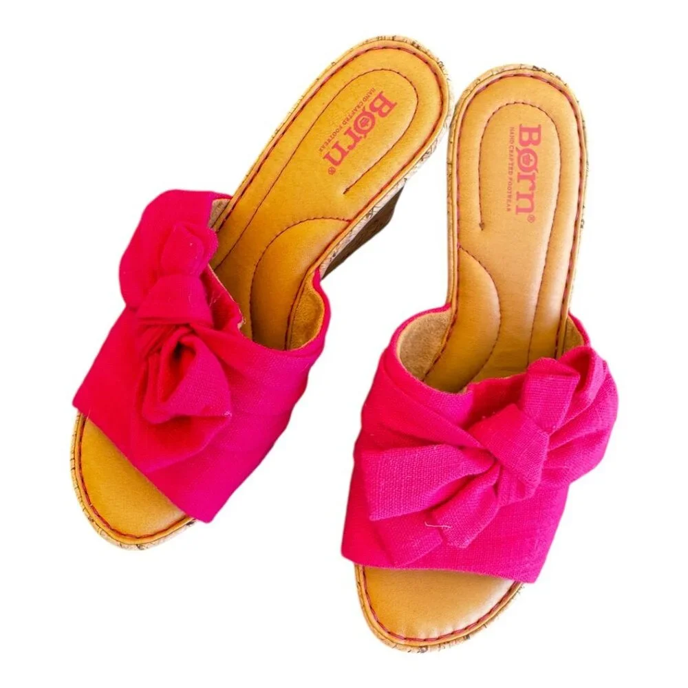 NWT Born Fuchsia Pink Bow Slide Wedge Sandals Size 8